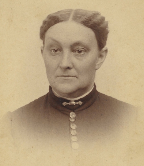 Photograph of Augusta Eunice Maria Osgood Onstine