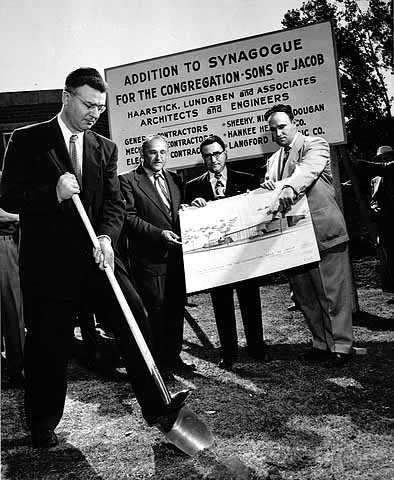 Black and white photograph of Sons of Jacob addition groundbreaking ceremony.
