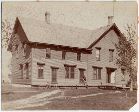 Original Cottonwood County Courthouse