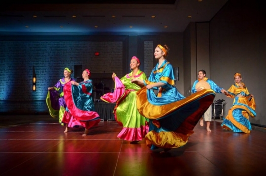 Dancers at Gala Latina 2017