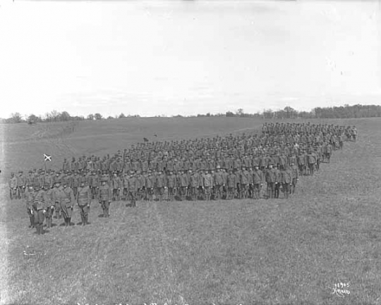 Black and white photograph of a full Battalion of Minnesota Home Guard at Glenwood Park, Minneapolis, 1918.