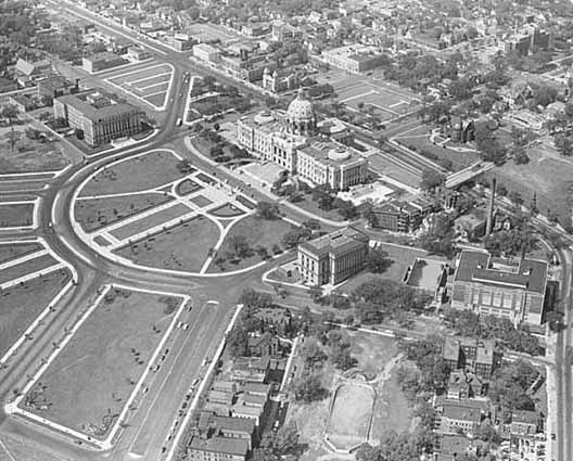 Black and white aerial photograph by R.E. Nielsen of St. Paul's Central Park, c.1955. 