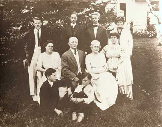 Photograph of Clara Ueland's family, ca. 1920