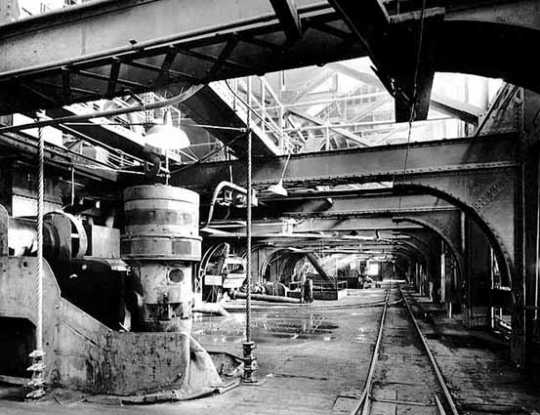 Inside the Trout Lake Concentrator, Oliver’s large ore beneficiation plant located in the Canisteo District of the Mesabi Iron Range (Coleraine, Minnesota), ca. 1940.