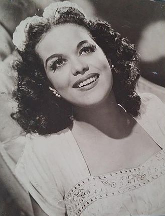 Black and white photograph of Hilda Simms, c.1940.