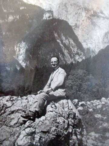 A young Kolthoff on vacation in the mountains, somewhere in Europe, ca. 1910s. 