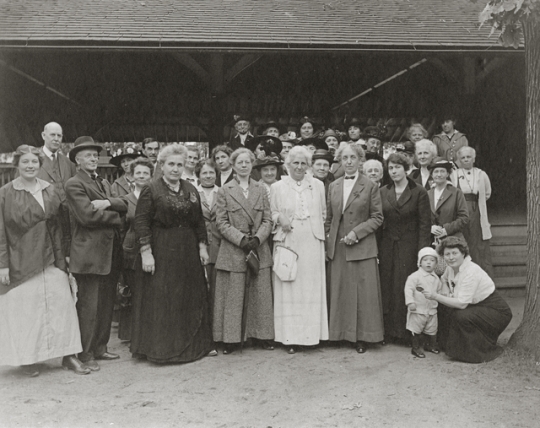 Black and white photograph of members of the Political Equality Club of Minneapolis, 1915.