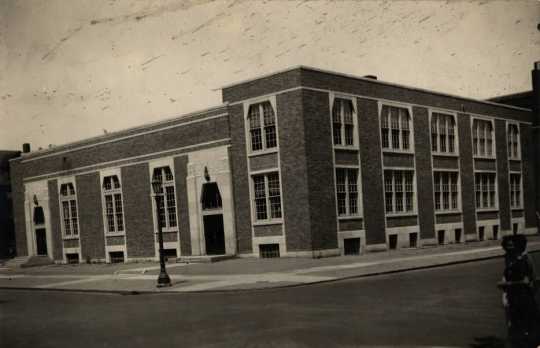 Black and white photograph of the exterior of the Jewish Educational Center at the St. Paul Jewish Community Center, 1935.