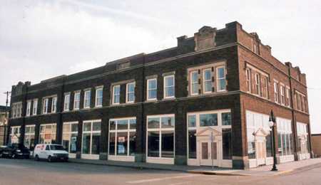 Color image of the K. J. Taralseth Company Building, Marshall County, c.2002.