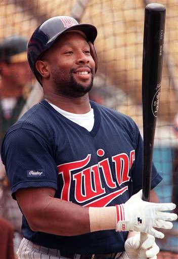 Color image of Kirby Puckett at batting practice, c.1994.