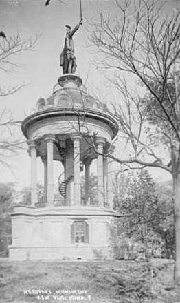 Black and white photograph of Hermann’s Monument, New Ulm, ca. 1910. 