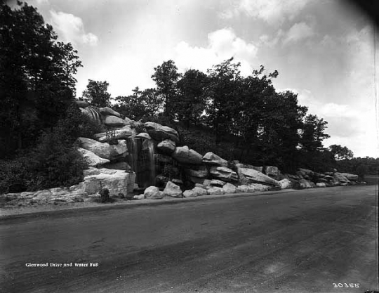 Black and white photograph of Loring Cascade, 1920.