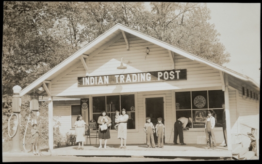 Mille Lacs Indian Trading Post, 1929