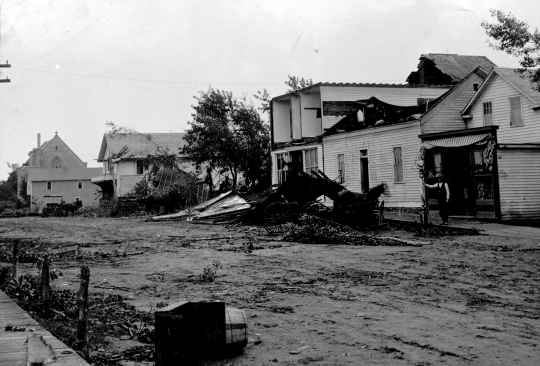 Black and white photograph of the Sherman House Hotel, 1904