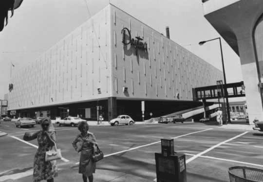 Black and white photograph of Dayton’s at Sixth and Wabasha, St. Paul, 1975. 