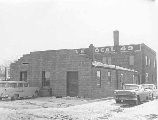 Black and white photograph of an Economics Laboratory, 800 Eustis Street, St. Paul, ca. 1956.