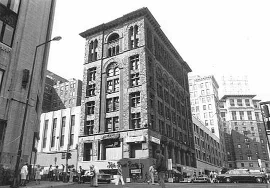 Black and white photograph of the St. Paul Building, Fifth and Wabasha, St. Paul, 1980.