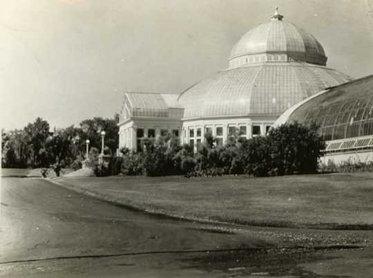 Black and white photograph of the conservatory exterior, 1928.