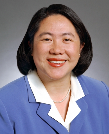 Mee Moua ca. 2003