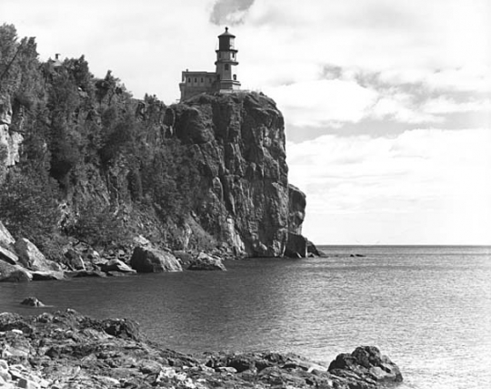 Black and white photograph of Split Rock Lighthouse. Norton & Peel, September 1, 1939.