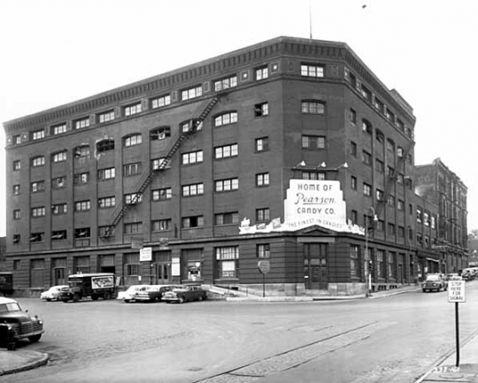 Pearson Candy Company, 411 Broadway, St. Paul, 1955.