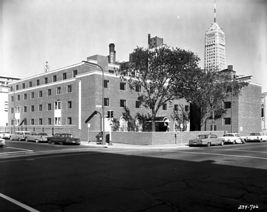 Kate Dunwoody Hall, Minneapolis