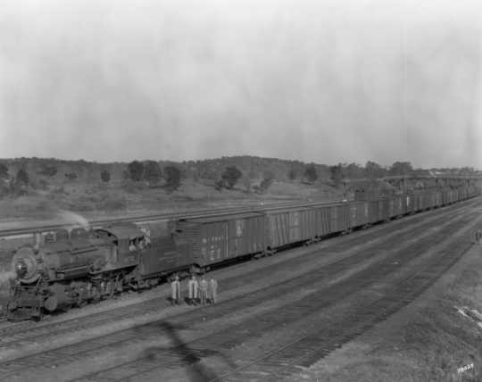 Black and white photograph of a Minneapolis, Northfield and Southern Railway freight train, 1929.