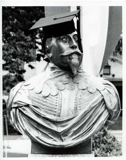 Black and white photograph of the bust of King Gustavus Adolphus, sporting a mortar board cap, [undated]. Photograph by Paul Markland.