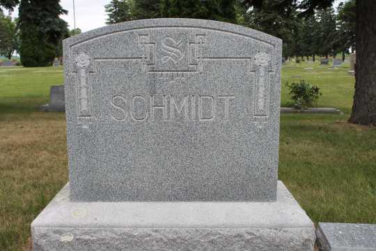 Color image of the Schmidt family gravestone in Westbrook Cemetery, ca. 2017. 