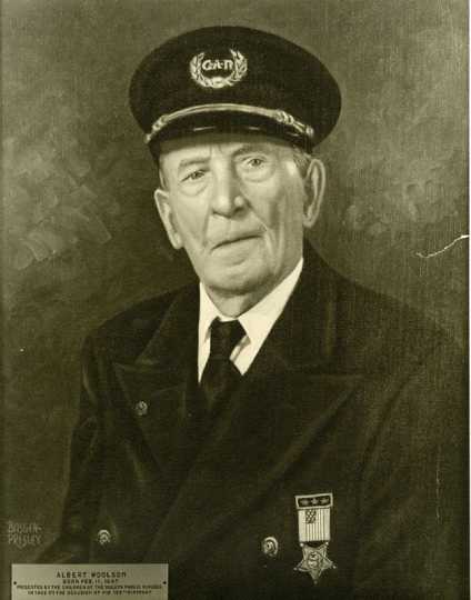 Albert Woolson in his Grand Army of the Republic uniform. The plaque reads, “Albert Woolson, Born February 11, 1847 [sic], Presented by the Children of the Duluth Public Schools in 1952 on the Occasion of his 105th [sic] Birthday.” Photograph by Basgen-Presley, Duluth.