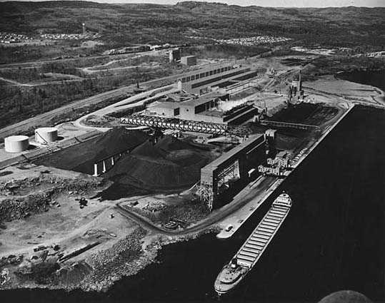 aerial photograph of taconite processing plant on Silver Bay