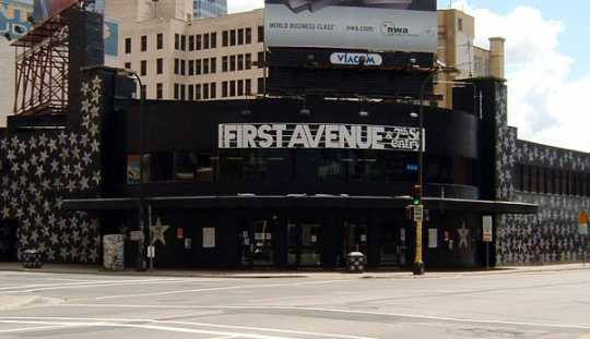 Color image of First Avenue nightclub, 2005. Photograph by Wikimedia Commons user Mulad.