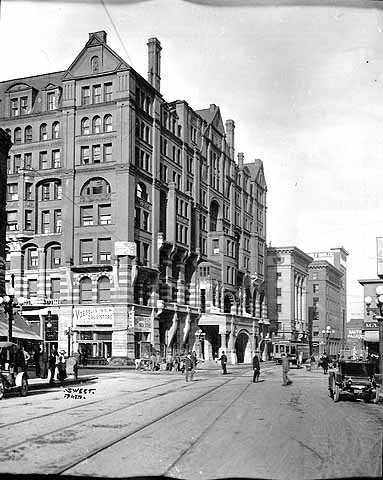 Fifth and Hennepin looking west, Minneapolis