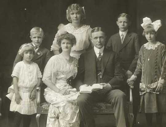 Governor and Mrs. Adolph Eberhart with their children