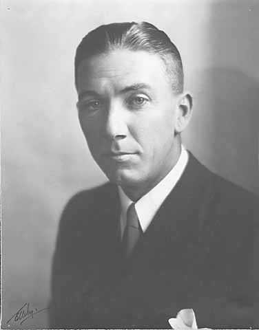 Black and white portrait of Floyd B. Olson, c.1930.