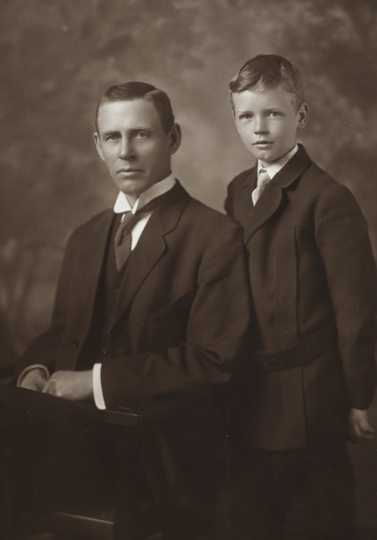 Black and white photograph of Charles August Lindbergh with his son Charles Augustus Lindbergh, c.1910.