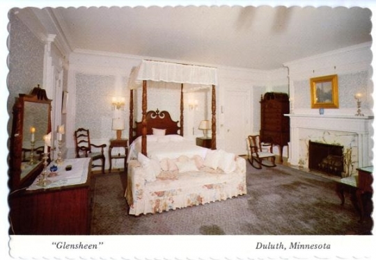 Glensheen bedroom, undated.