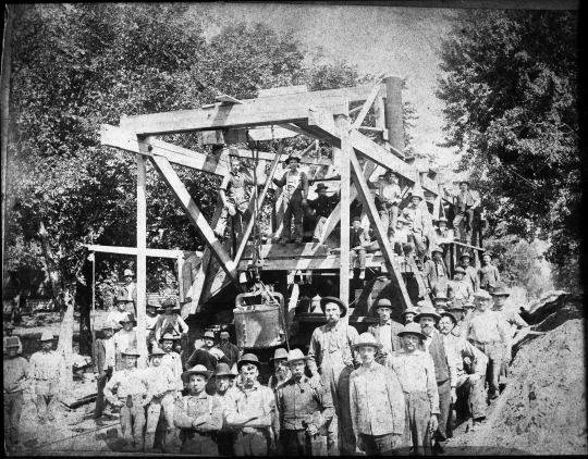 Minneapolis sewer system under construction.